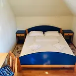 Kraljevi Konaci - Vila Zelena Dolina - Zlatibor