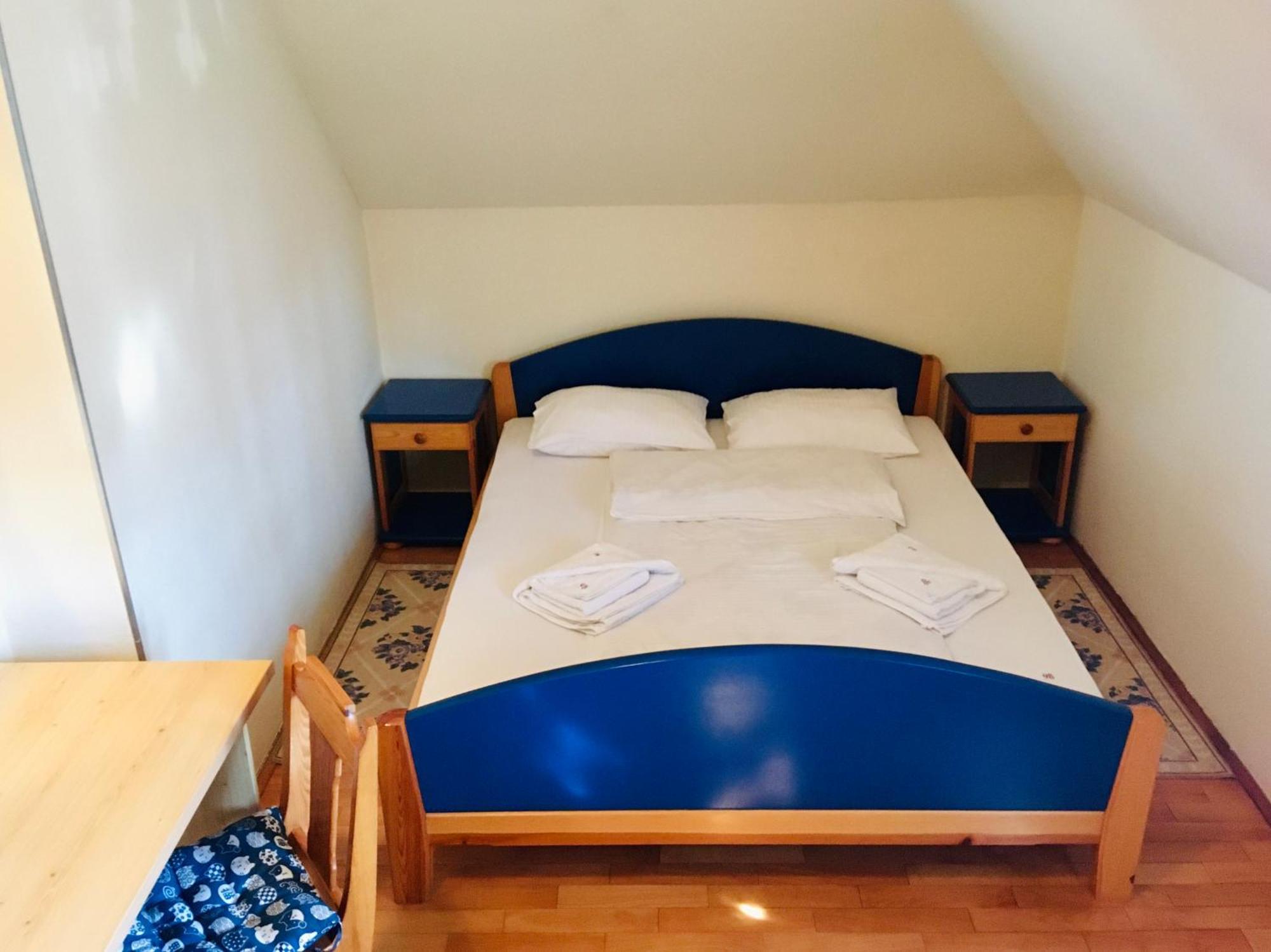Kraljevi Konaci - Zelena Dolina - Apartment